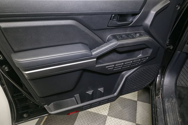 Vehicle image 38 of 50