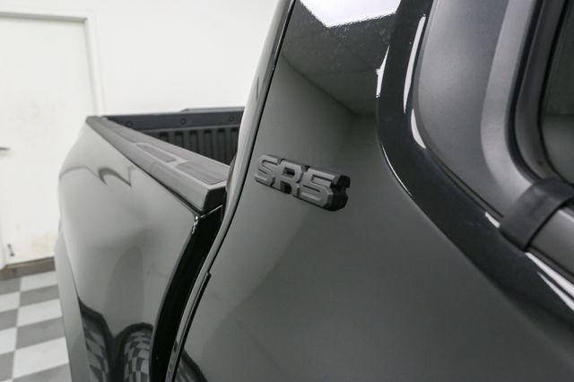 Vehicle image 34 of 50