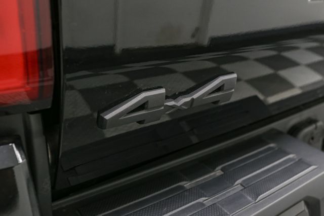 Vehicle image 16 of 50