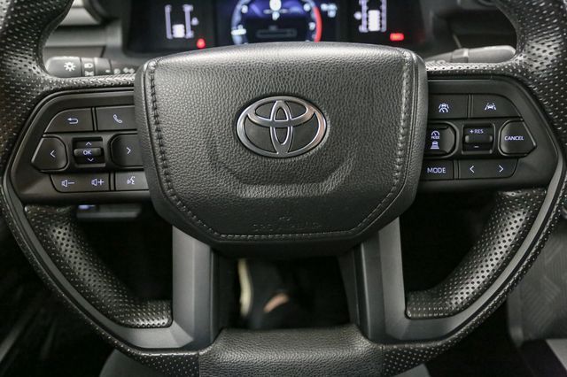 Vehicle image 21 of 50