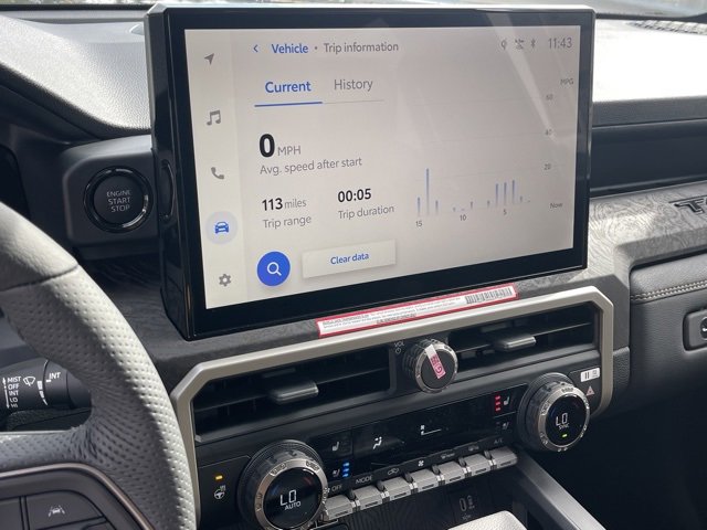 Vehicle image 27 of 31