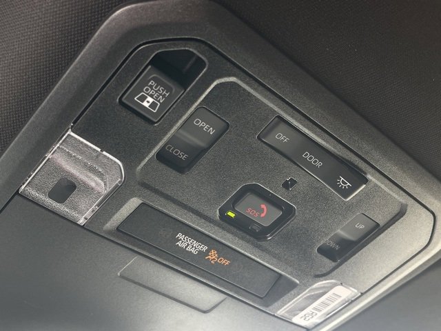 Vehicle image 29 of 31