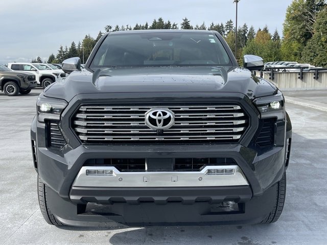 Vehicle image 8 of 31