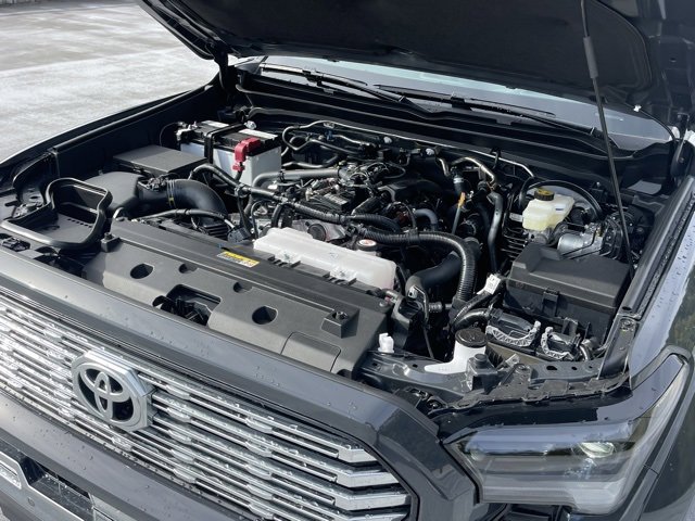Vehicle image 9 of 31