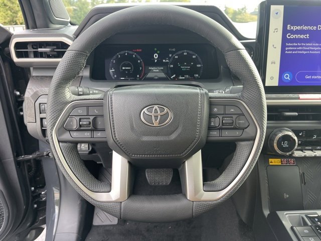 Vehicle image 21 of 31