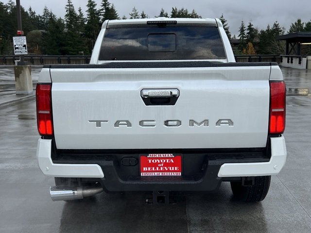 Vehicle image 5 of 34