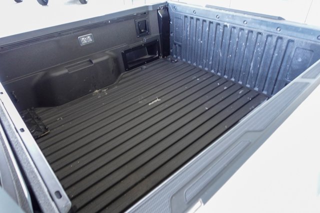 Vehicle image 7 of 30