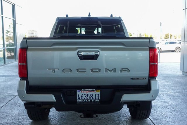 Vehicle image 5 of 30
