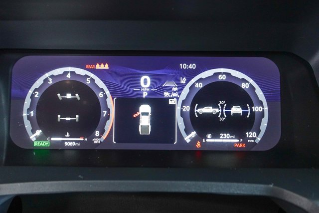Vehicle image 15 of 30