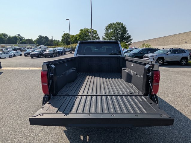 Vehicle image 9 of 24