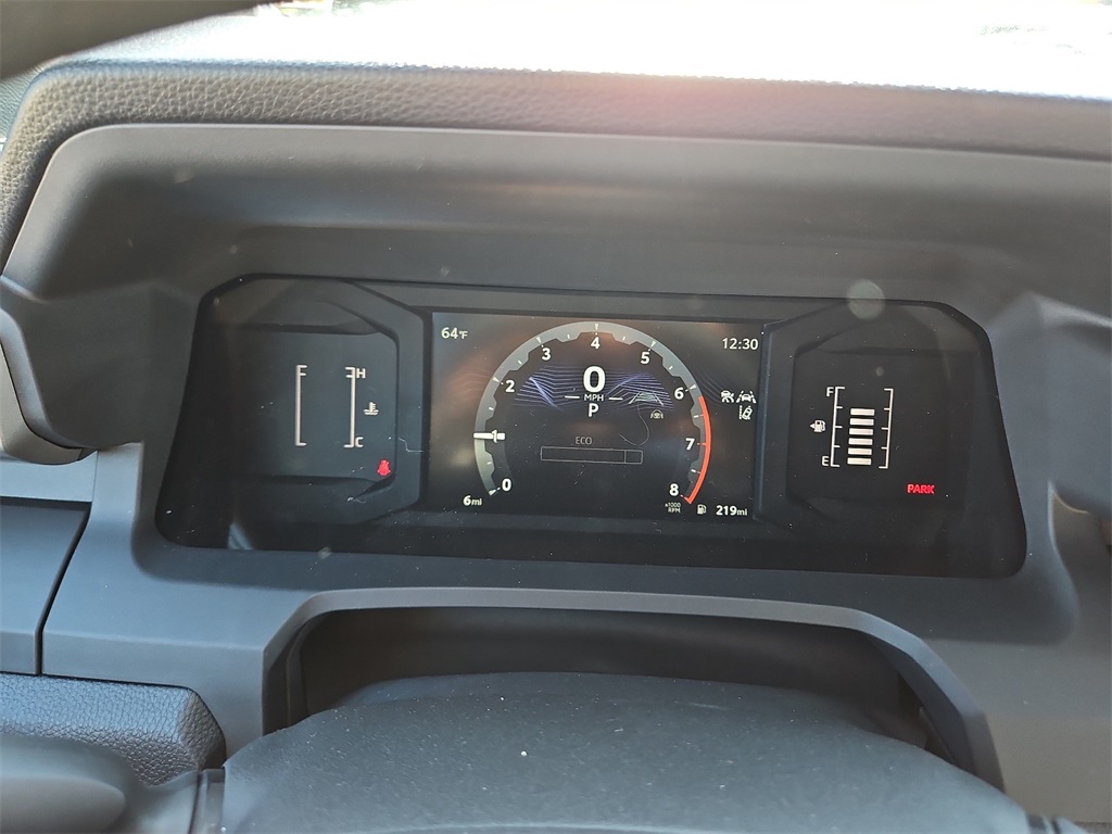 Vehicle image 11 of 12