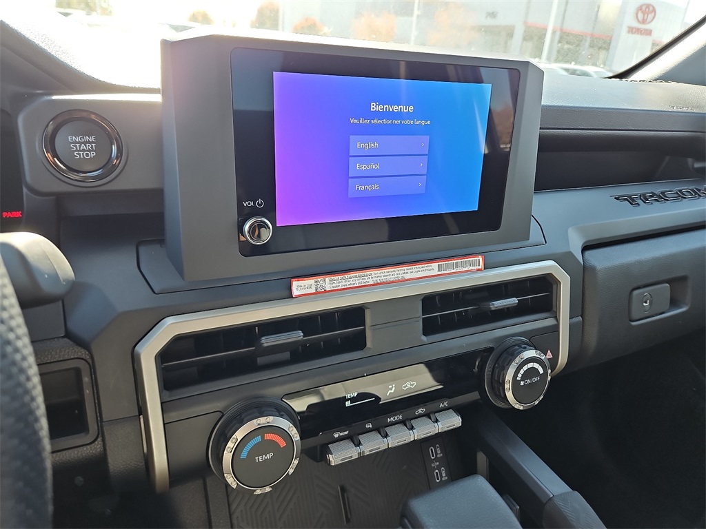 Vehicle image 10 of 12