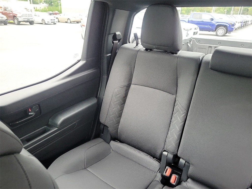 2024 Toyota Tacoma SR Image 12 of 20