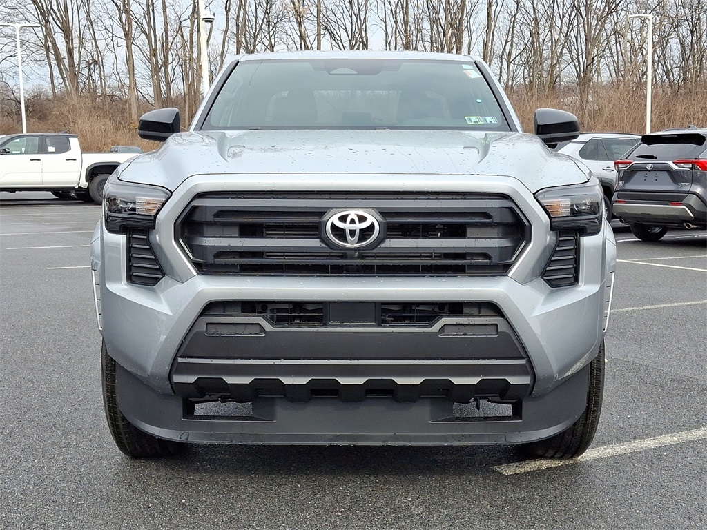 2024 Toyota Tacoma SR Image 2 of 20