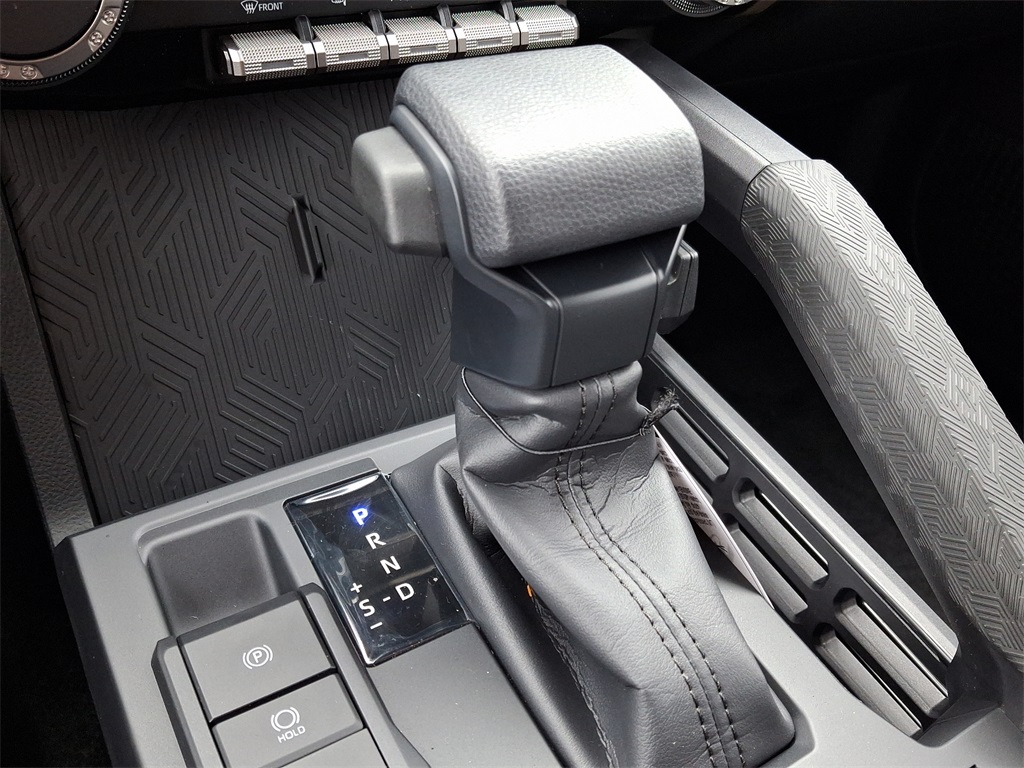2024 Toyota Tacoma SR Image 17 of 20