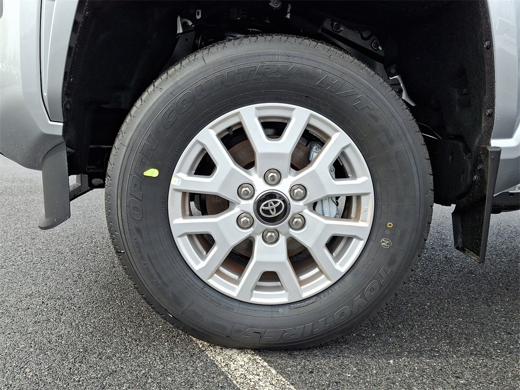 2024 Toyota Tacoma SR Image 18 of 20