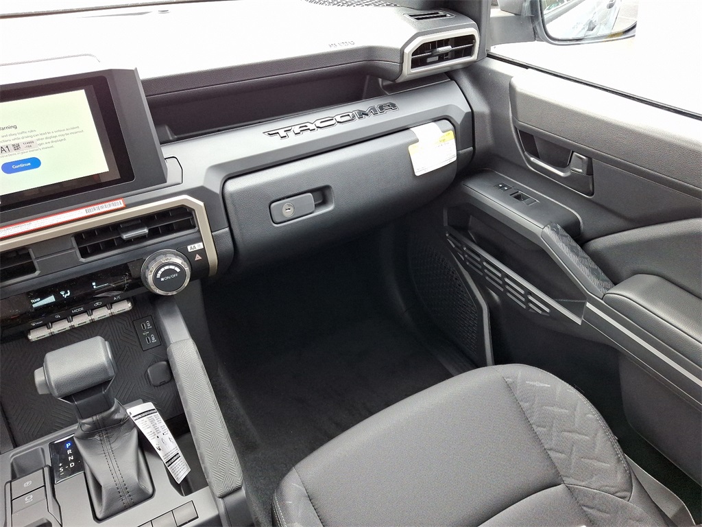 2024 Toyota Tacoma SR Image 11 of 20