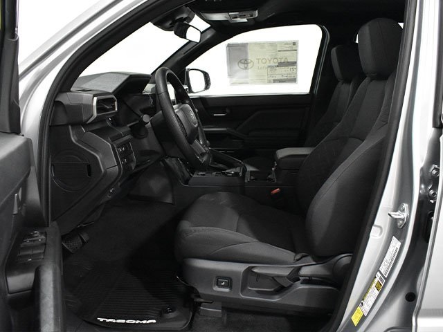 Vehicle image 6 of 12