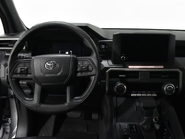 Vehicle image 7 of 12