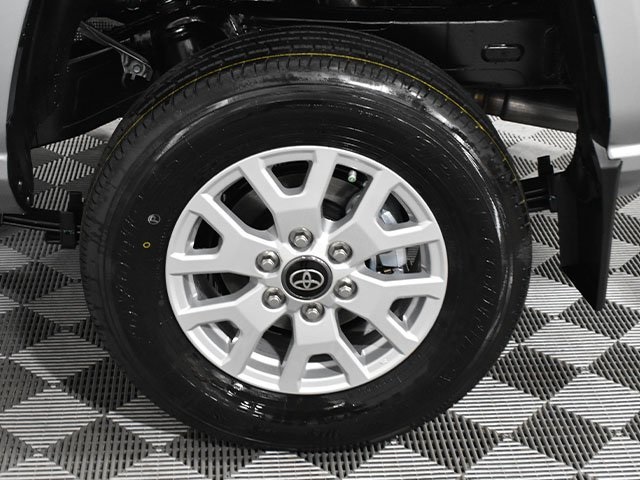 Vehicle image 12 of 12