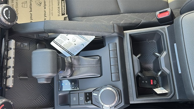 Vehicle image 13 of 29