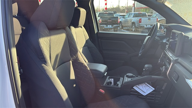 Vehicle image 28 of 29