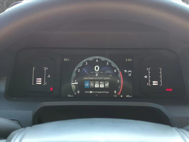 Vehicle image 11 of 18
