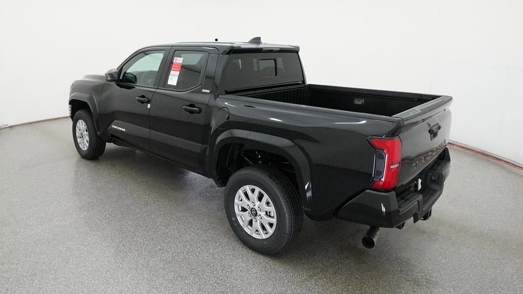 Vehicle image 24 of 33