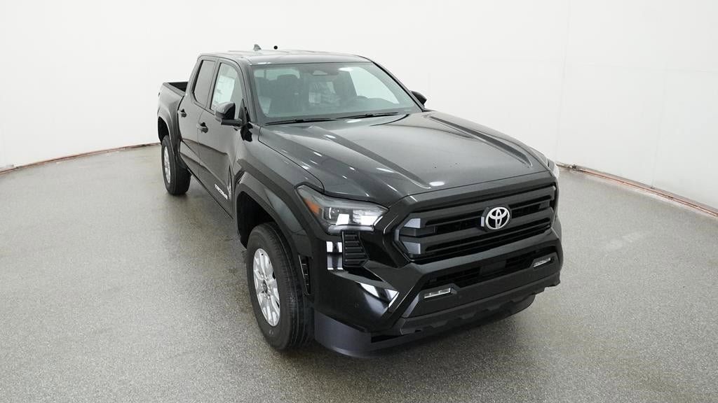 Vehicle image 10 of 33