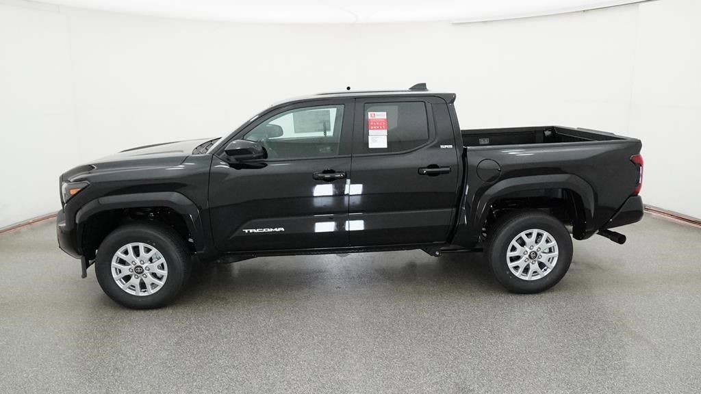 Vehicle image 31 of 33