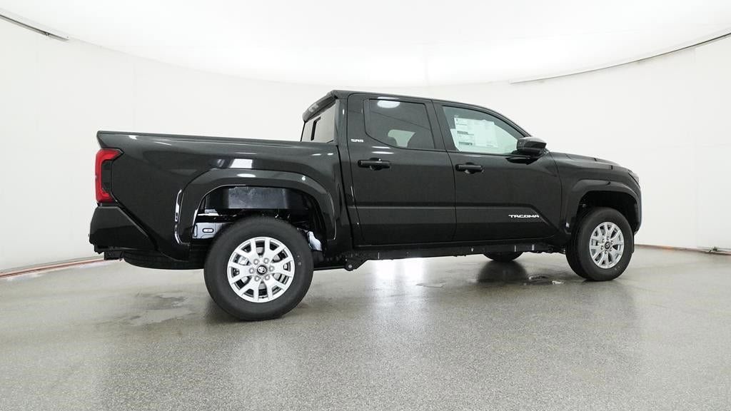 Vehicle image 19 of 33