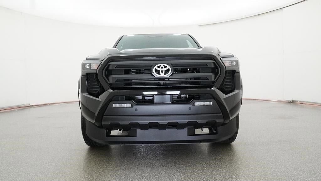 Vehicle image 7 of 33