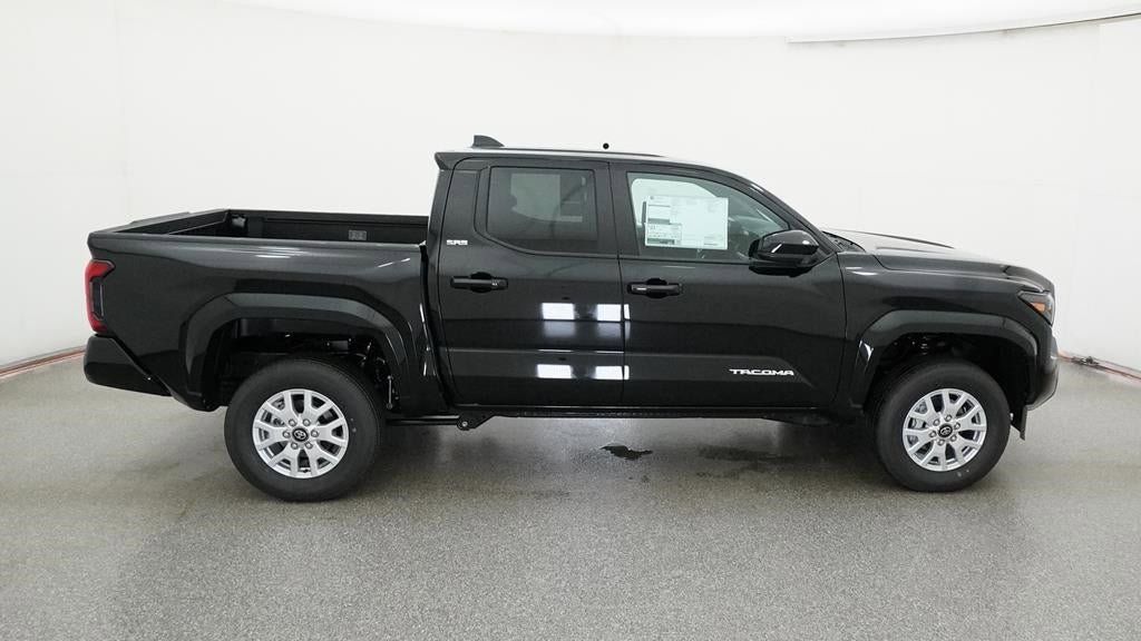 Vehicle image 14 of 33