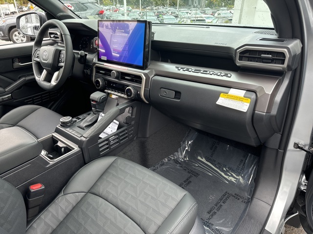 Vehicle image 18 of 20