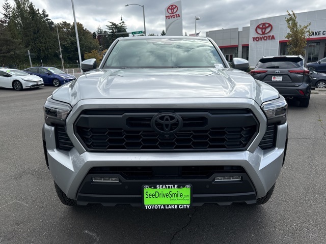 Vehicle image 6 of 23