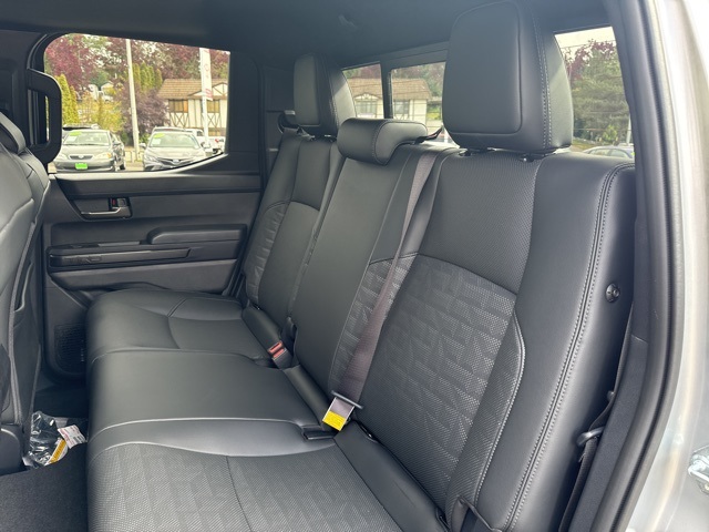 Vehicle image 12 of 23