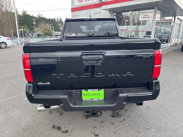 Vehicle image 8 of 20