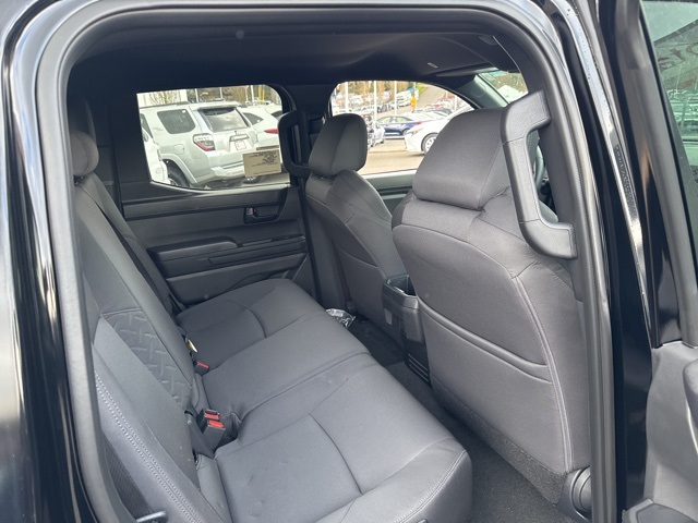 Vehicle image 12 of 20