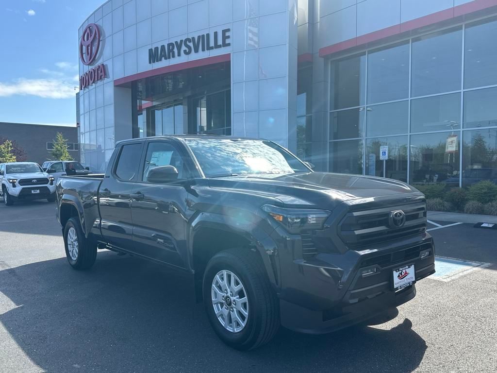 Vehicle image 3 of 28
