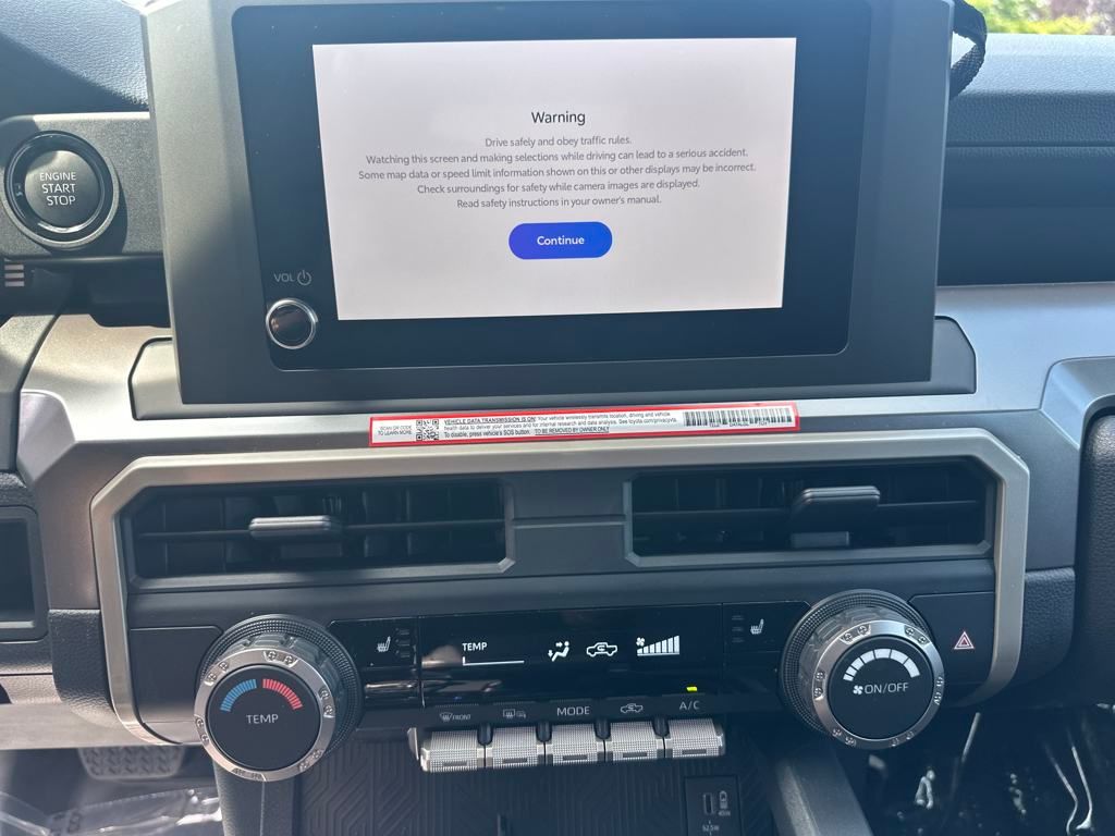 Vehicle image 20 of 28