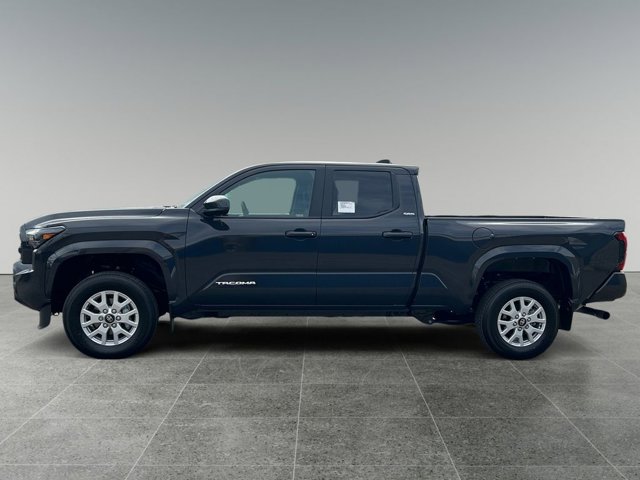 Vehicle image 8 of 37