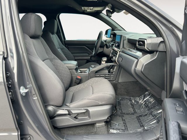 Vehicle image 10 of 37