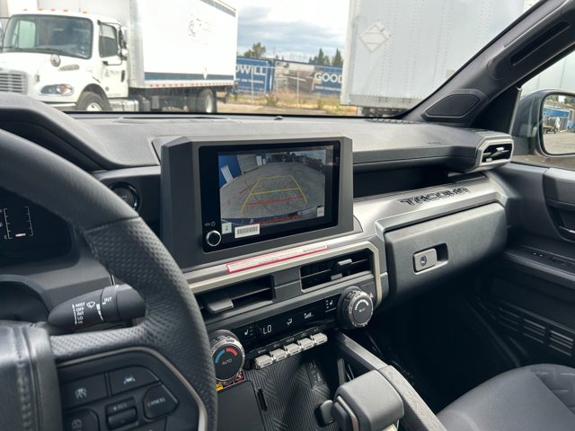 Vehicle image 19 of 37
