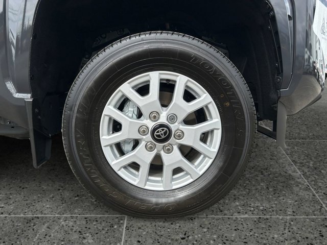Vehicle image 9 of 37