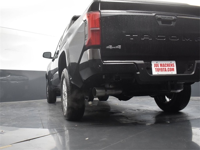 Vehicle image 41 of 42