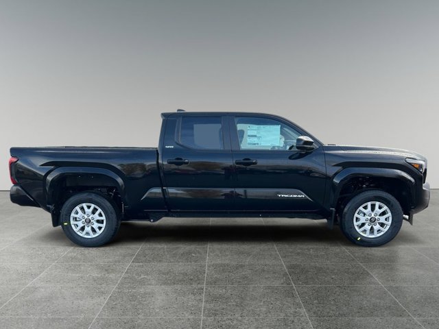 Vehicle image 4 of 37