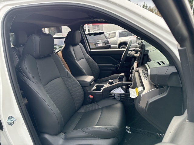 Vehicle image 19 of 20