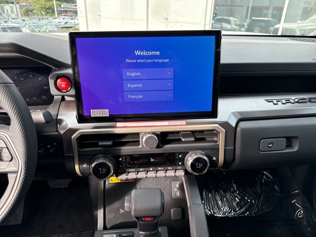 Vehicle image 14 of 20