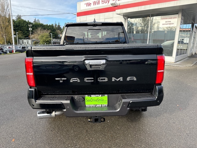 Vehicle image 3 of 23