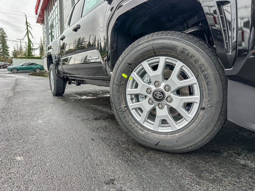 Vehicle image 6 of 21